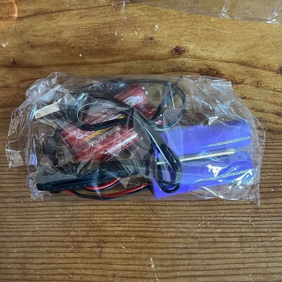 All Terrain Water and Land Racing Yellow and Black Remote Control Amphibious Car - Picture 6 of 7